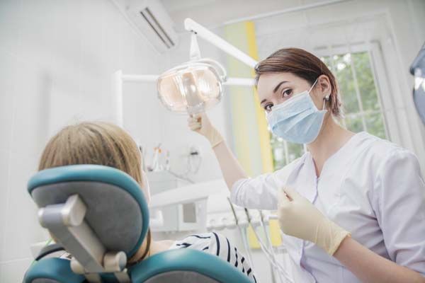 Dentists in Willoughby
